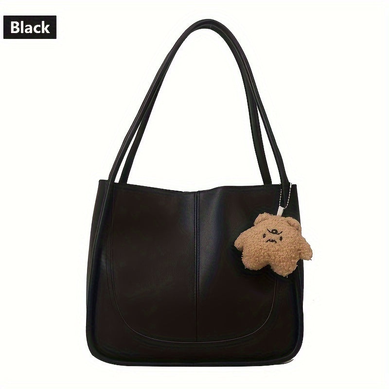 Bolsa Tote Preta de Couro Sintético com Pingente de Urso – Grande, Versátil e Elegante para Trabalho e Dia a Dia